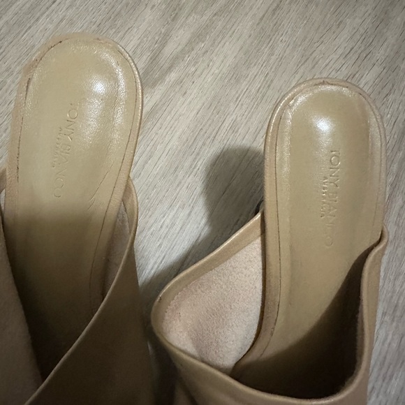 Tony Bianco Tan Sheep Nappa Mules Heel - Picture 3 of 7